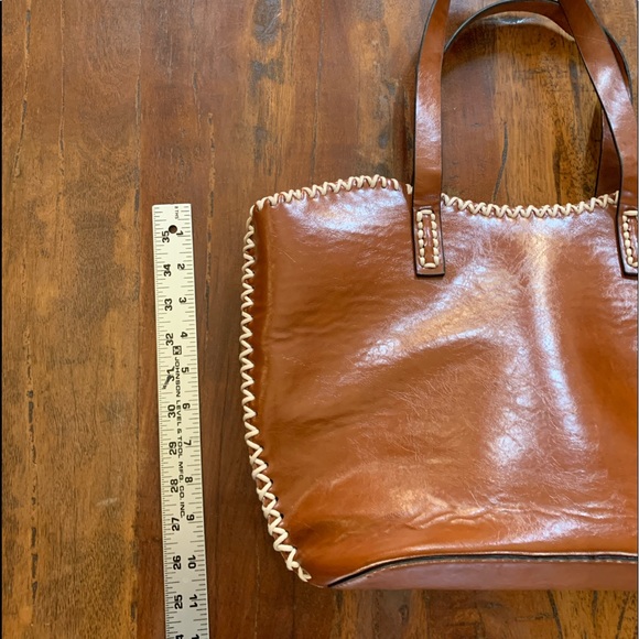 Handbag - Picture 7 of 8